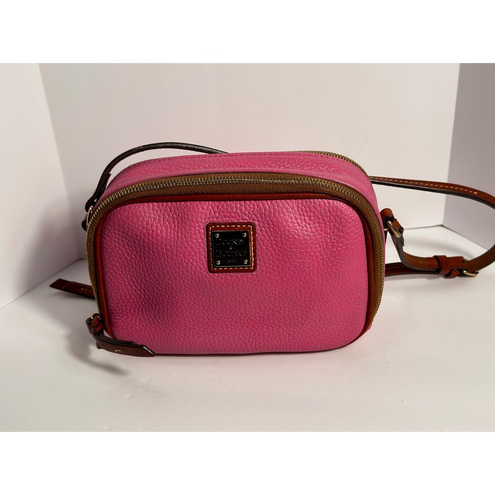 Dooney & Bourke Pink‎ Pebbled Leather shoulder Bag Zip Around vintage upcycled